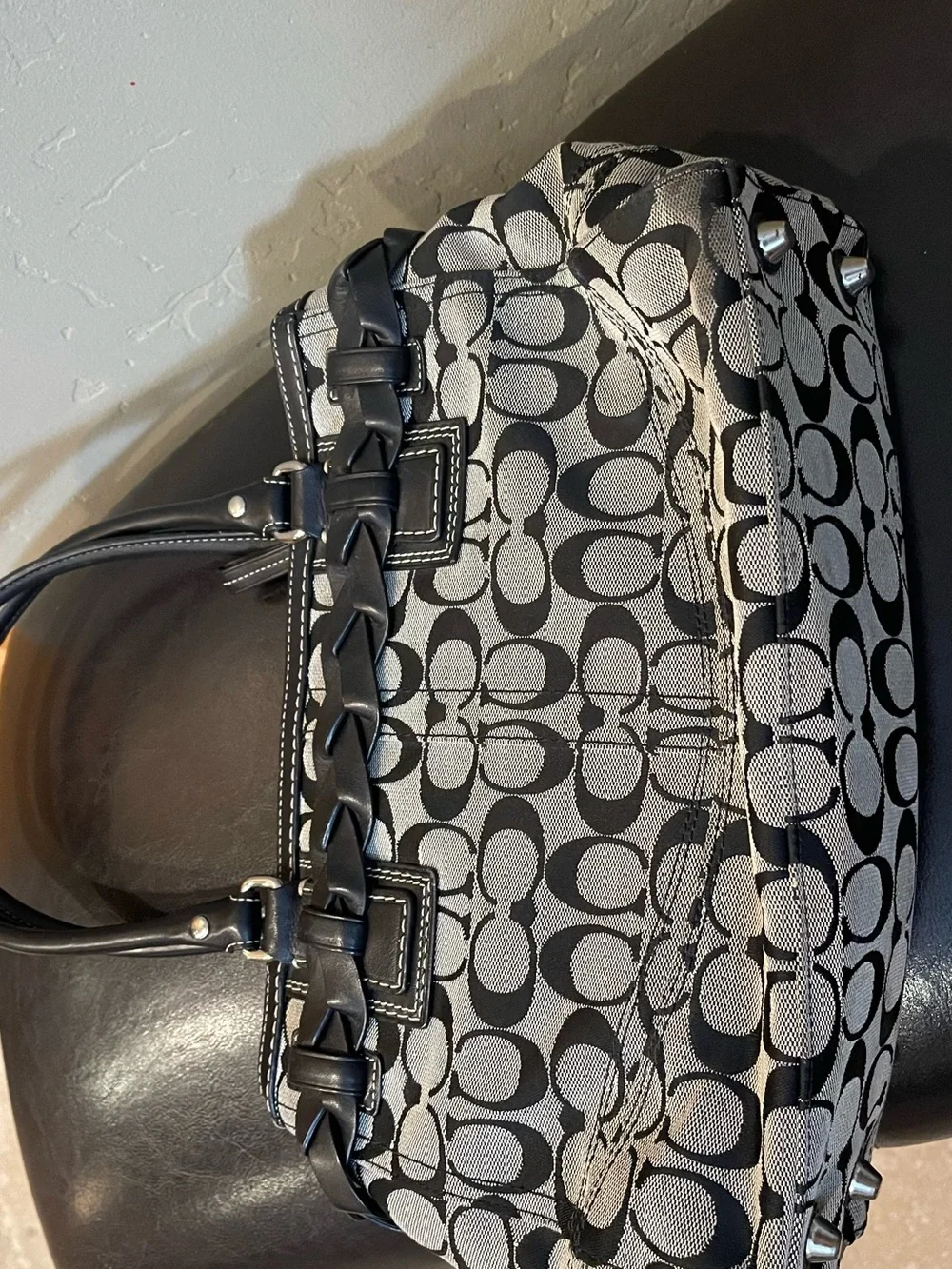 Coach Hamptons Carryall tote Satchel Black gray Signature Shoulder braided